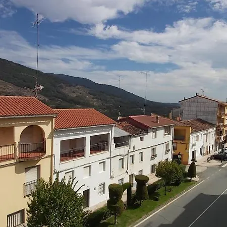 Apartamento Turistico Cervantes 18 Losar De La Vera Exterior foto
